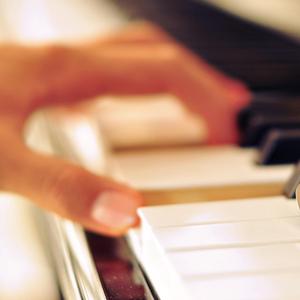 丰满大爆乳波霸奶HB
